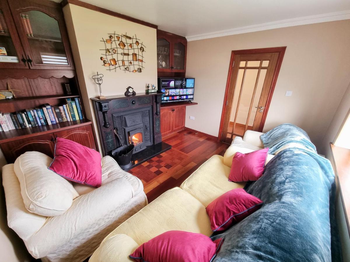 3 Bed Renovated Cottage Carramore Lake, Belmullet 발리나 외부 사진